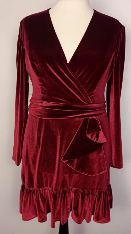 Krótka welurowa elegancka sukienka bordowa 48