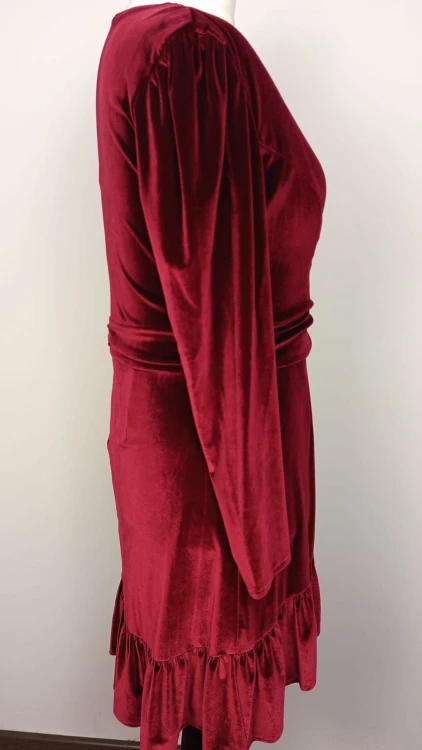 Krótka welurowa elegancka sukienka  bordowa 46